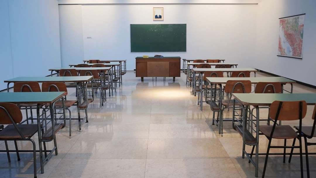 نصب دوربین مداربسته در کلاس درس